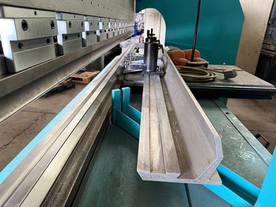 Adira QHA 125 ton x 3100 mm CNC