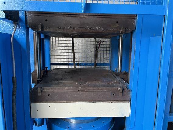 ZM 250 ton heated