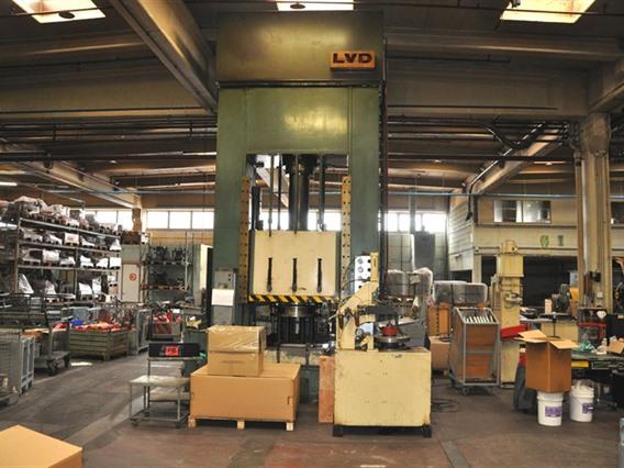 LVD - EMF 250 Ton + 100 ton